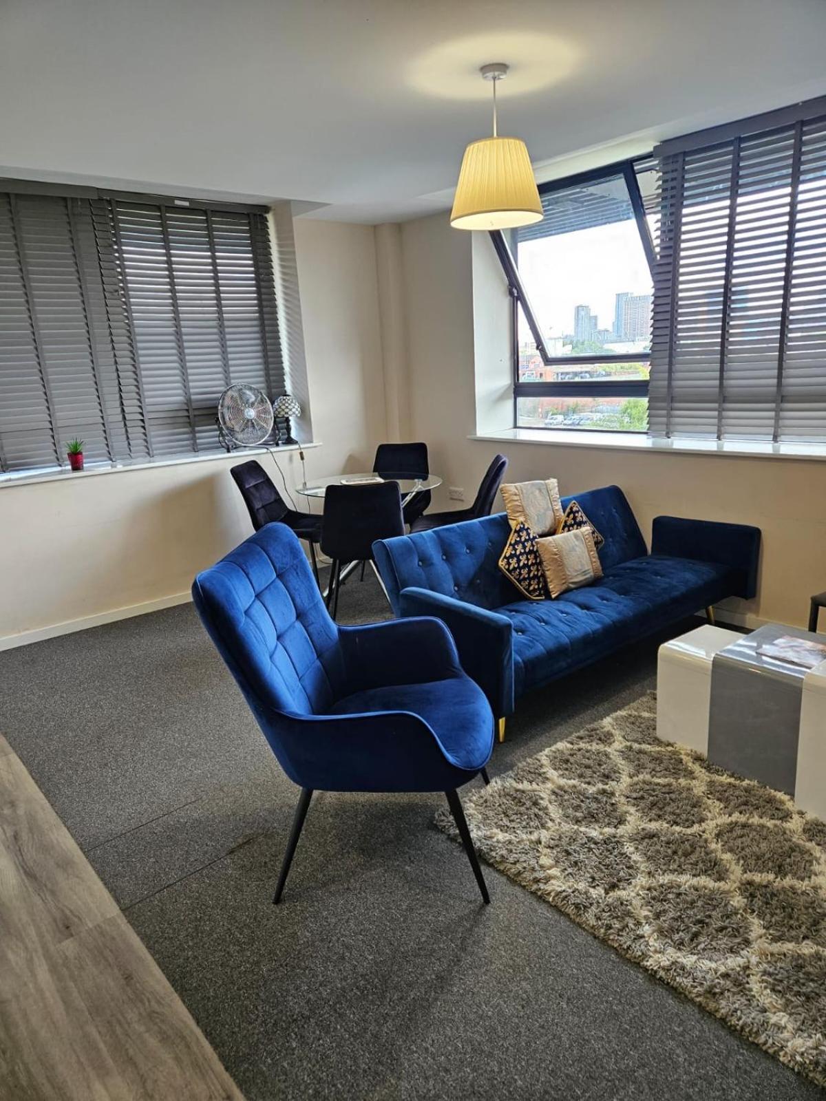Holiday Home Μάντσεστερ Εξωτερικό φωτογραφία